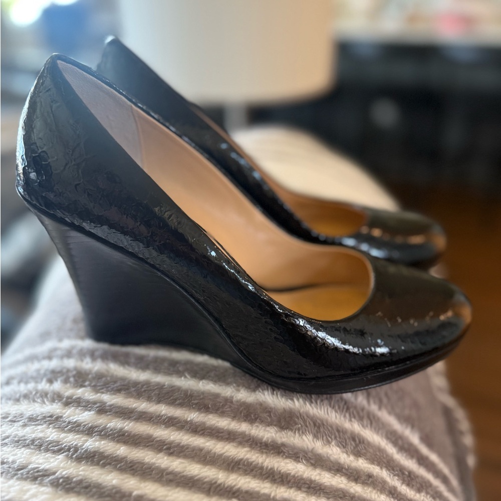Cole Haan Shiny Black Wedge 👠